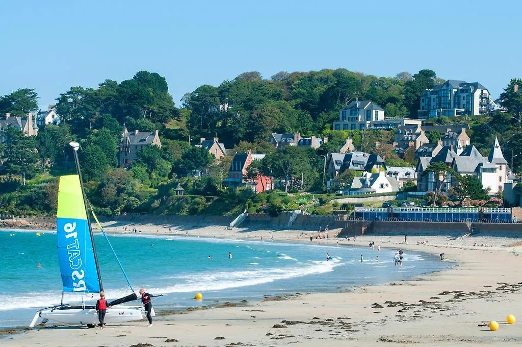 ***  Goelia Les 7 Iles Aparthotel Perros-Guirec France